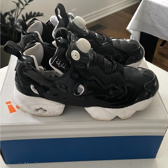 REEBOK Pumps - Picture 4 of 4